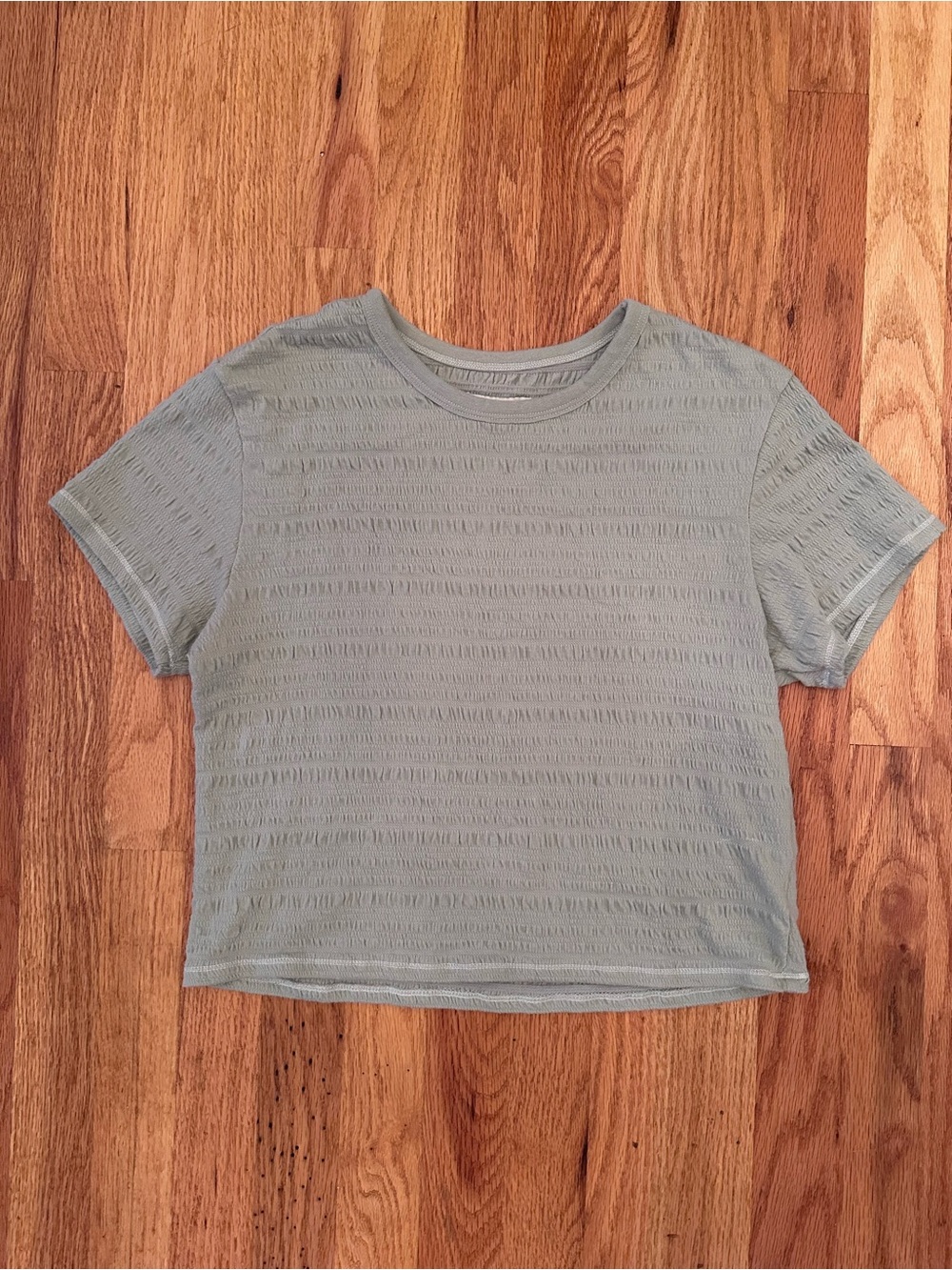 American Eagle Outfitters Size Small Sage Green Textured Cropped Tee - Picture 1 of 4